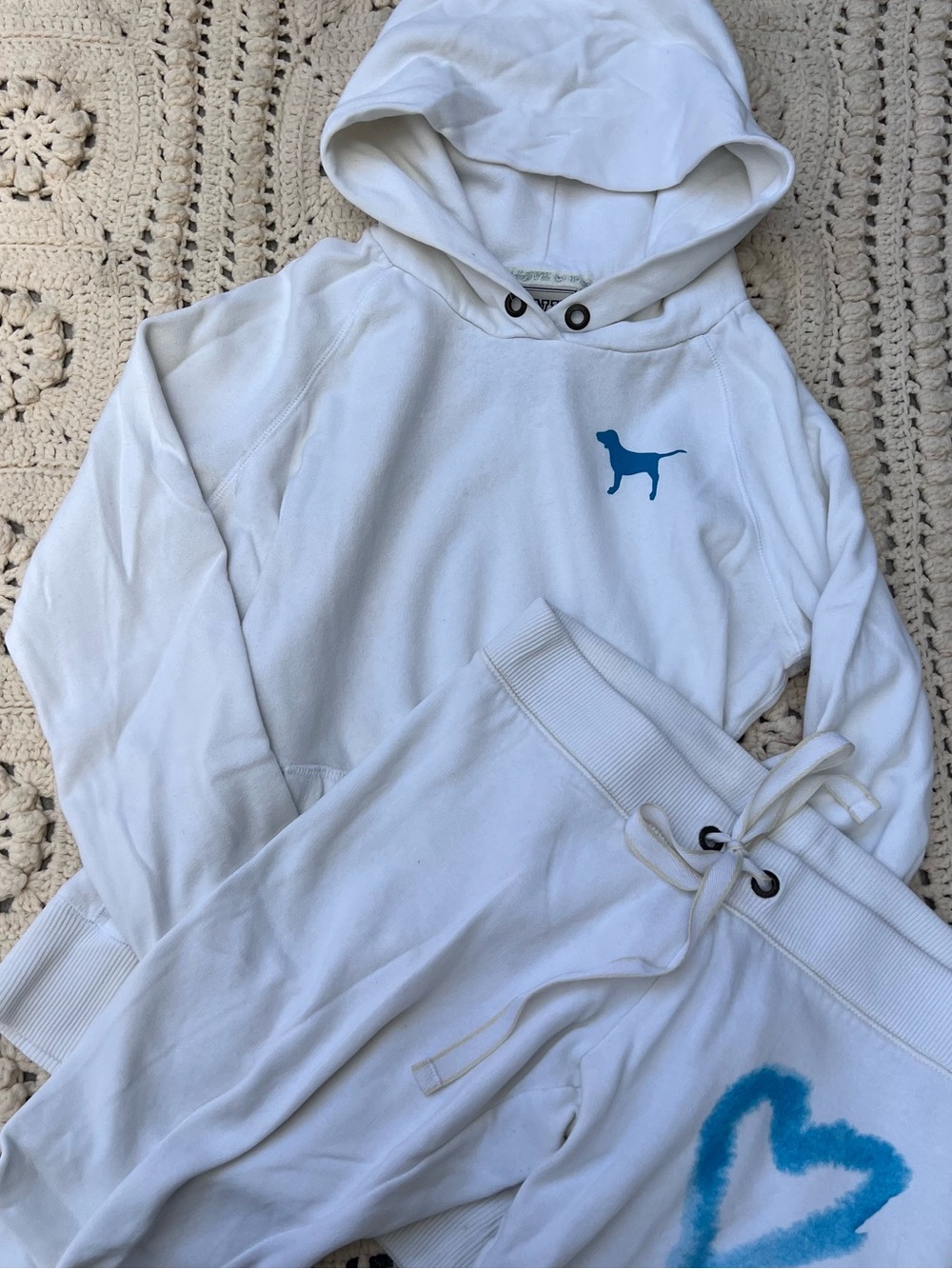 VS Pink Y2K White Hoodie & Jogger With Blue Heart Set
